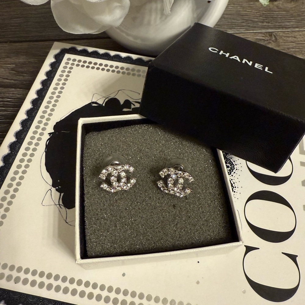 CHANEL Silver Crystal CC Stud Earrings - Picture 9 of 10